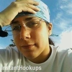 ytf7tyvjghvyu profile on InstantHookups