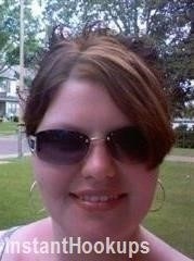 velvet0583 profile on InstantHookups