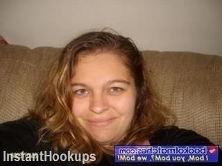 jennifer198322 profile on InstantHookups