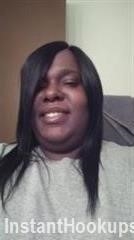 chicago89 profile on InstantHookups