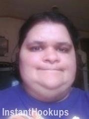 rachelle56 profile on InstantHookups