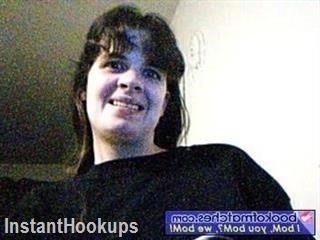 babygirl1980pa profile on InstantHookups