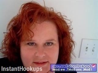 frogangel profile on InstantHookups