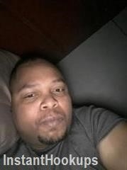 tacowaterfall profile on InstantHookups