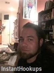 uphighdownlow profile on InstantHookups