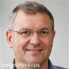 virges profile on InstantHookups