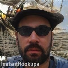 beautywithitall profile on InstantHookups