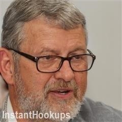 destiny profile on InstantHookups